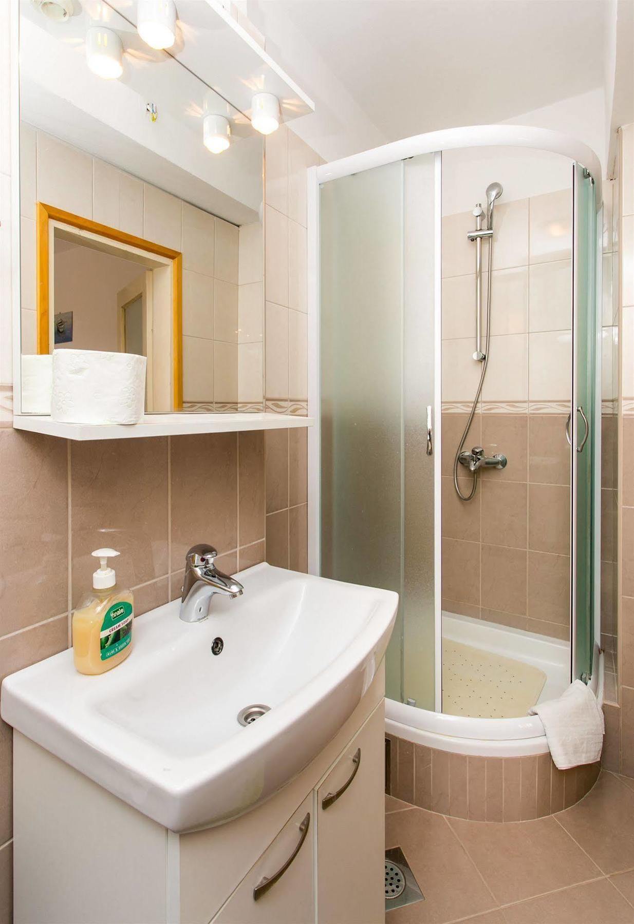 Zore Glavinic Guest house